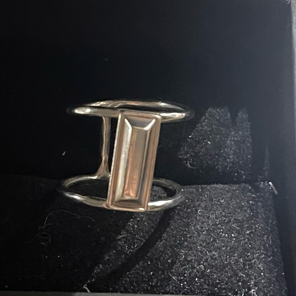 Silpada IN Vogue ring